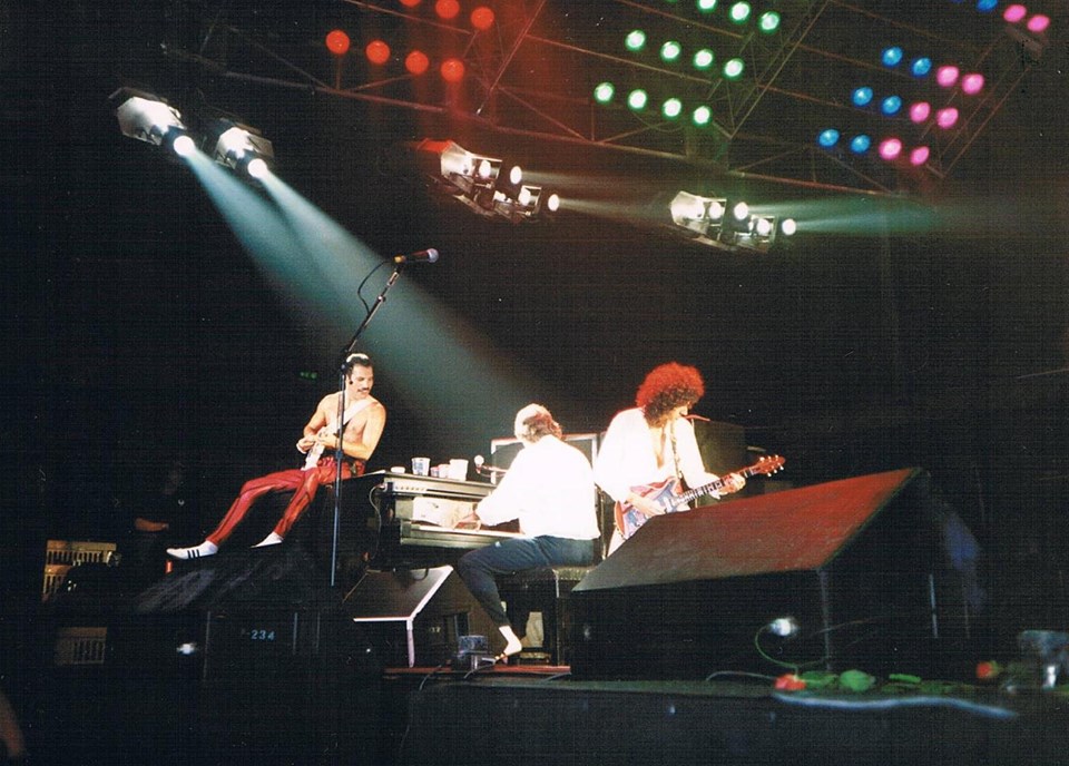 Квин концерт 86. Квин концерт 86. Квин концерт 86. Фредди меркьюри 1986. Фредди меркьюри концерт уэмбли.